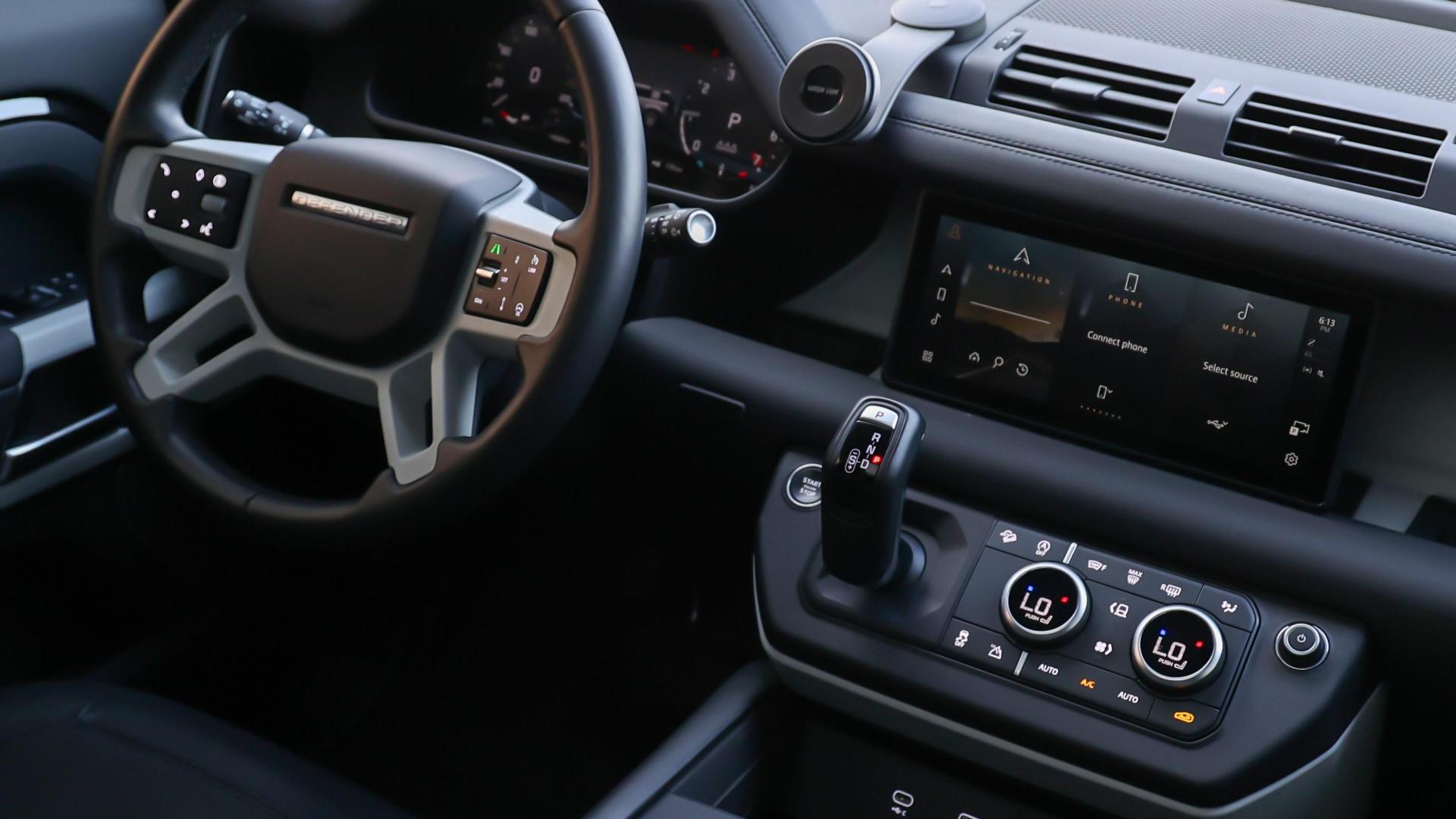 Range Rover Defender