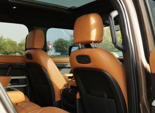 Range Rover Defender