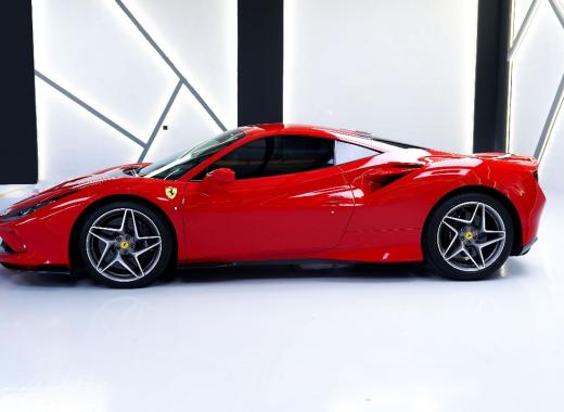 Ferrari F8